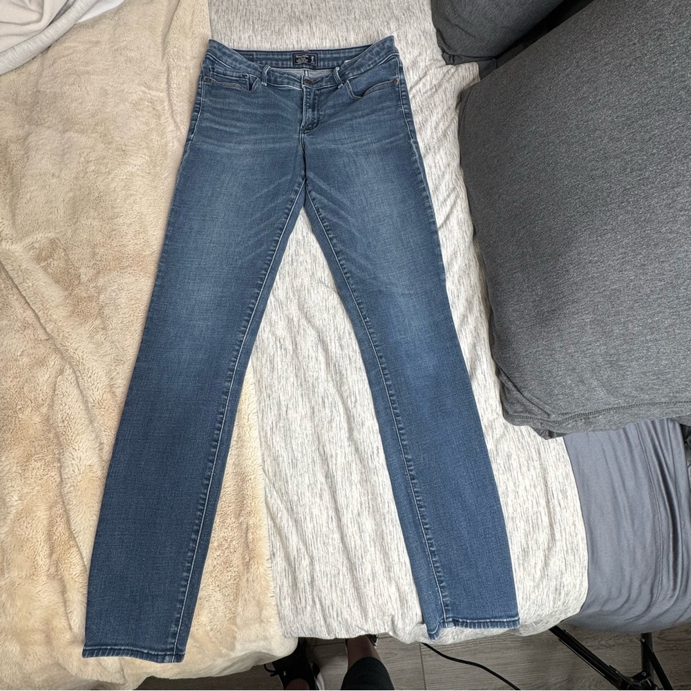 Abercrombie & Fitch Harper Low Rise Super Skinny Jeans Size 28 6L 30" Inseam